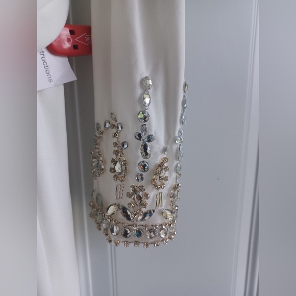 Mac Duggal Women's Beaded Cuff Drop Shoulder Gown Dress - Picture 5 of 12